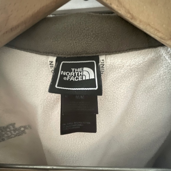 The North Face Hiking Jacket - Picture 2 of 5